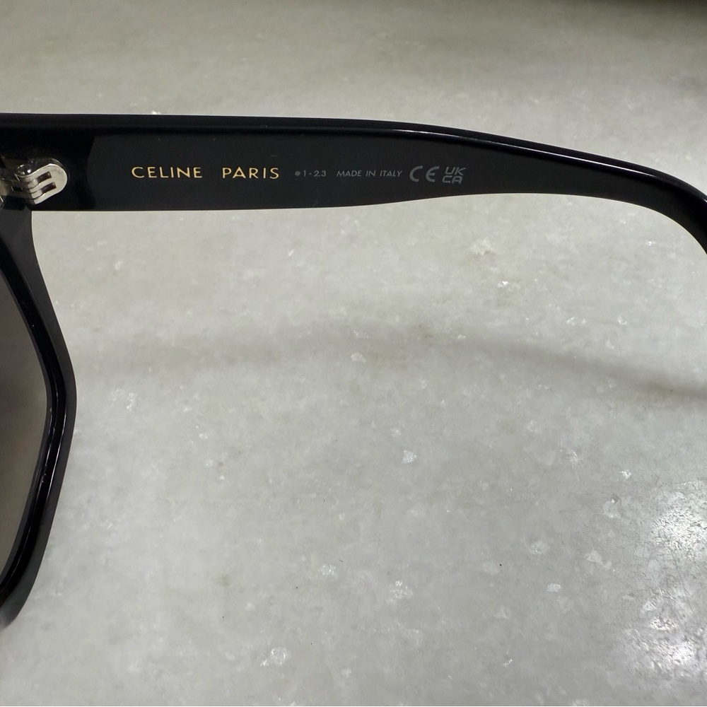 Celine Triomphe Sunglasses CL40253I - Picture 3 of 4